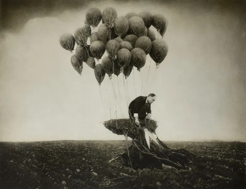 Robert_ParkeHarrison_Shana_ParkeHarrison_suspended_field_mudam_collection
