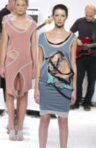 Hussein Chalayan NaiPublishers 作品集(2005) Mudam | Hussein Chalayan