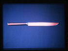 Jack Goldstein, ‘The Knife’, 1975. Film 16mm, couleur, silencieux. 4 min. Collection Mudam Luxembourg. Acquisition 2001 © Photogramme : Mudam Luxembourg