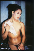 Nan Goldin, "Dressing room at I.C, Manila", 1992. Collection Mudam Luxembourg © Nan Goldin
