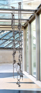 Leonor Antunes, "discrepancies with M.S. #4", 2020. Collection Mudam Luxembourg. Acquisition, 2020. Vue de l’exposition "Leonor Antunes. Joints Voids And Gaps", Mudam Luxembourg 10.10.2020 – 14.11.2021 © Photo : Rémi Villaggi / Mudam Luxembourg