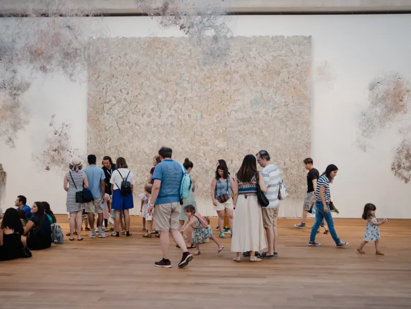 Families on a guided tour at Mudam.