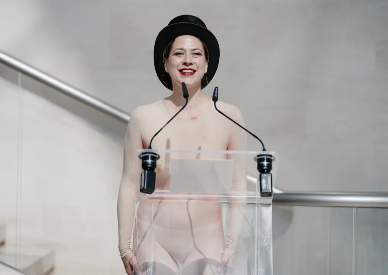 Actress Marie Jung performs a text by artist Sophie Jung in the sisters’ first collaboration, presented as part of Mudam’s 20th anniversary celebration on 30 June 2026. Photo: Marion Dessard