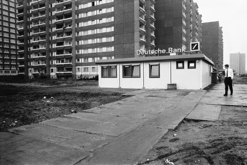 Leipzig-Grünau, 1990, Containerfiliale der Deutschen Bank