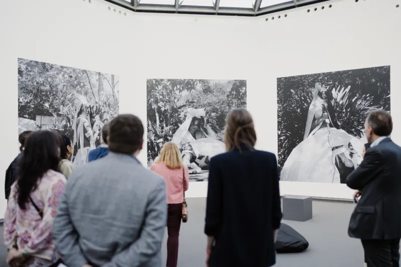 Vue de l'exposition "Tourmaline. Pleasure and Pollinator", Mudam Luxembourg 03.03 – 15.10.2023 © Photo : Marion Dessard | Mudam Luxembourg