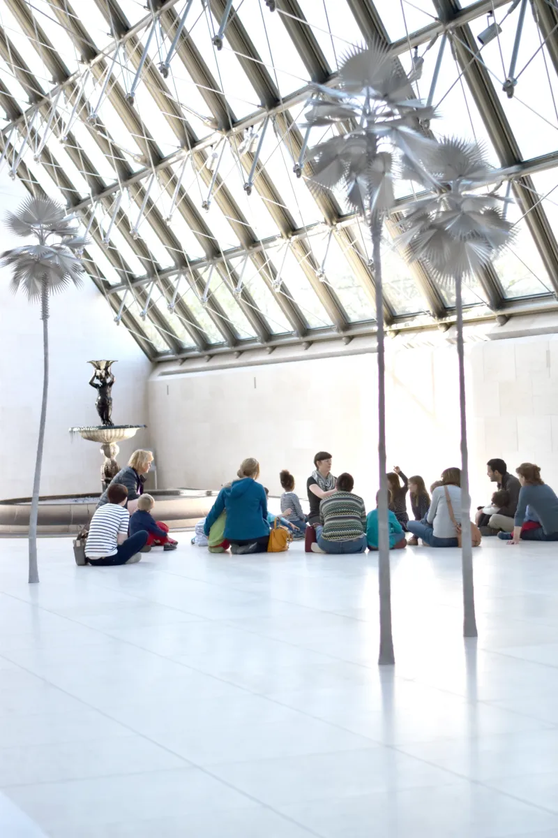 17 04 1 Visite Famille Photo Mudam
