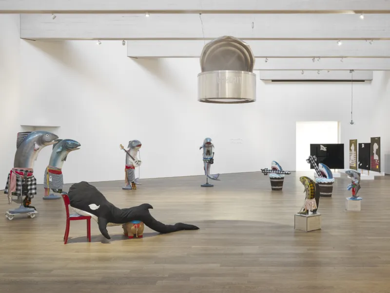 Vie of the exhibition ‘Cosima von Bonin: Songs for Gay Dogs’, Mudam Luxembourg. Photo: Mareike Tocha © Mudam Luxembourg
