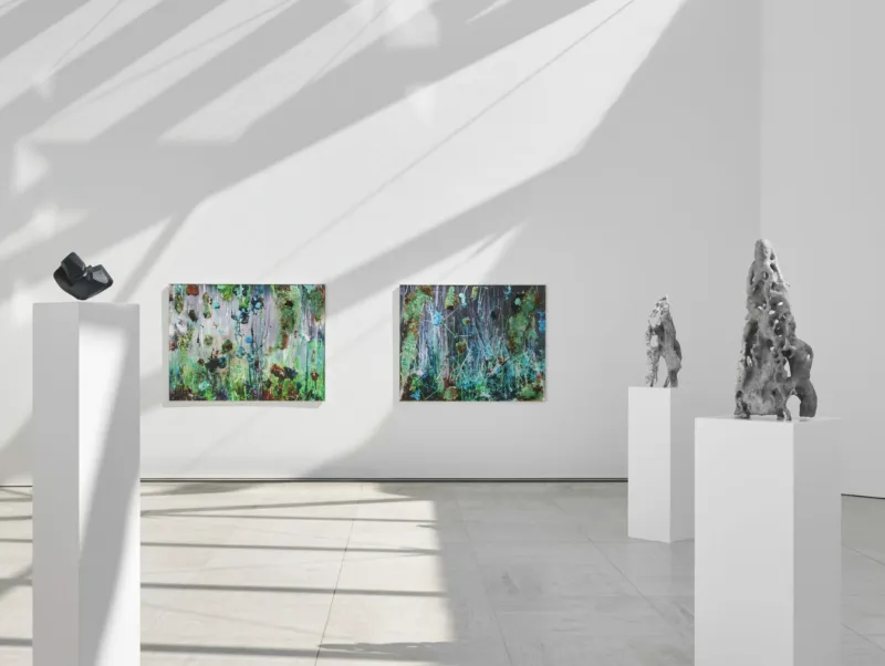 View of the exhibition ‘Agnieszka Kurant. Risk Landscape’, Mudam Luxembourg. Photo: Mareike Tocha © Mudam Luxembourg