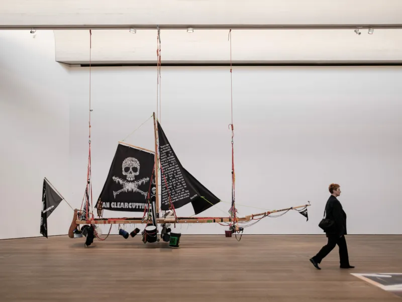 Andrea Bowers, ‘Radical Feminist Pirate Ship Tree Sitting Platform’, 2013. Recycled wood, rope, carabiners. Collection Mudam Luxembourg. Donation 2023 – Gaby and Wilhelm Schürmann with the support of the members of the Cercle des collectionneurs du Mudam Luxembourg. View of the exhibition ‘A Model’, Mudam Luxembourg © Photo: Pancake! Photographie | Mudam Luxembourg
