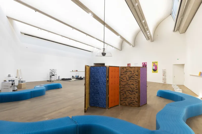 "The Collective Laboratory. Artist residency" exhibition view © Photo: Eike Walkenhorst | Mudam Luxembourg