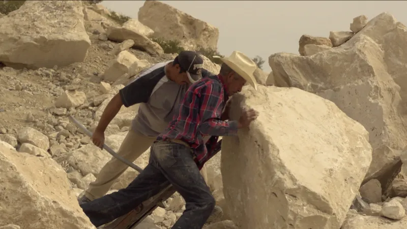 A morir a los desiertos by Marta Ferrer (2017, 90 min)