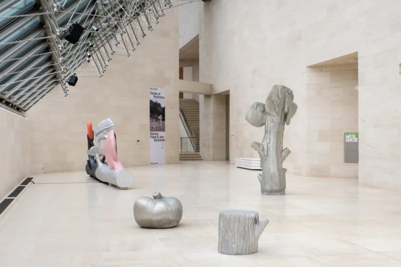 Vue de l'exposition "Martine Feipel & Jean Bechameil. Garden of Resistance", 05.02.2022 – 09.01.2023, Mudam Luxembourg