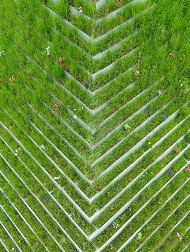 Agnes Denes, ‘The Living Pyramid’, 2015. Wood, soil, plants. 30 x 30 x 30 feet. Socrates Sculpture Park, Long Island City, NY © Agnes Denes. Courtesy Leslie Tonkonow Artworks + Projects