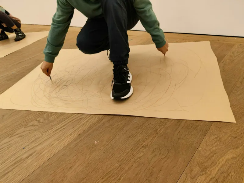 Drawing workshop for children at Mudam.