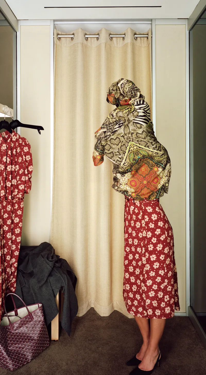 JEFF WALL Changing room Jeff Wall