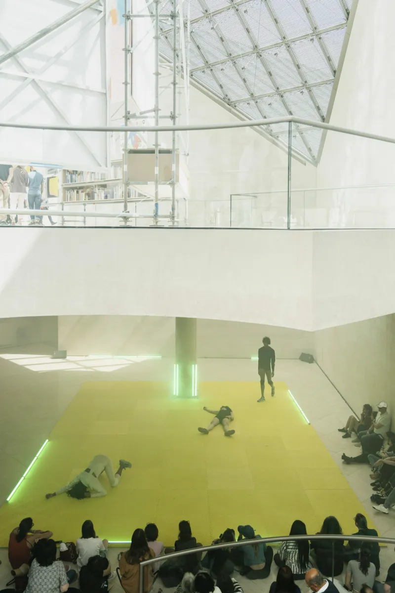 Performance Ligia Lewis ‘deader than dead’, 20 + 21.05.2023 Mudam Luxembourg © Photo : Fabrizio Vatieri | Mudam Luxembourg