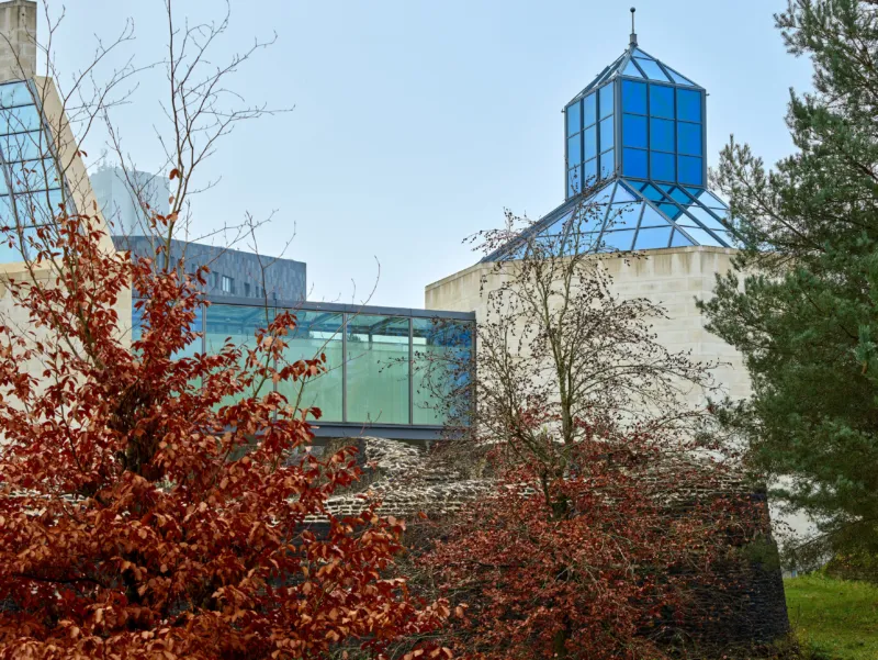 "Rayyane Tabet. Trilogy" outside exhibition view © Photo : Studio Rémi Villaggi | Mudam Luxembourg