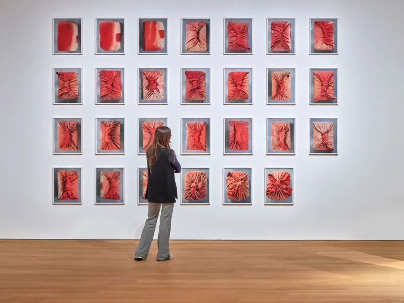 Vue de l'exposition "Dayanita Singh. Dancing with my Camera", 12.05 – 10.09.2023 Mudam Luxembourg © Photo : Studio Rémi Villaggi | Mudam Luxembourg