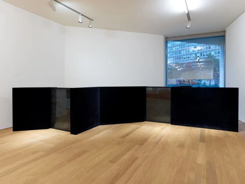 Vue de l'exposition "Freigeister. Fragments d’une scène artistique au Luxembourg et au-delà", 11.11.2021 – 27.02.2022, Mudam Luxembourg © Photo : Rémi Villaggi | Mudam Luxembourg