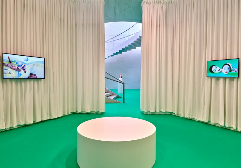 View of the exhibition ‘Sin Wai Kin. Portraits’, 29.03 – 09.06.2024 Mudam Luxembourg © Photo: Rémi Villaggi – Metz | Mudam Luxembourg