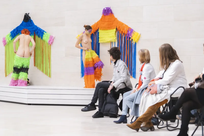 Darius Dolatyari-Dolatdoust. PARADES, 10.04.2022, Performances at Mudam Luxembourg. Photo: Simon Verjus | Mudam Luxembourg