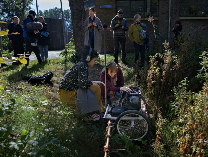 ‘Field Walk’ with Pantea. Photo: Pieter Kers. Courtesy of Sonic Acts