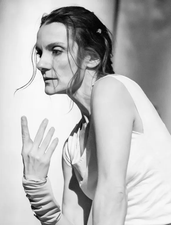 Black and white portrait of Emanuela Iacopini