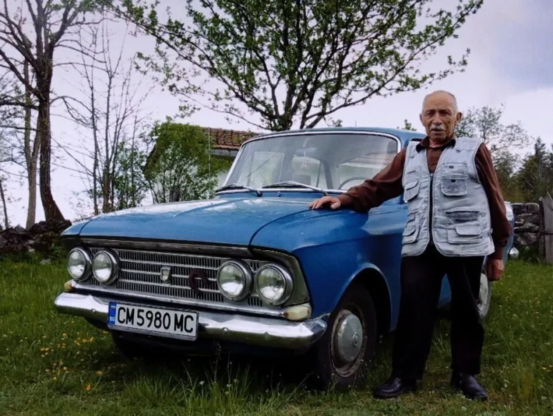 ‘The Cars We Drove Into Capitalism’ (Bulgaria, Germany, Denmark, Croatia, Czech Republic 2021). Feature documentary written, filmed and directed by Boris Missirkov and Georgi Bogdanov