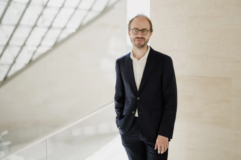 Portrait de Christophe Gallois © Photo : Marion Dessard | Mudam Luxembourg