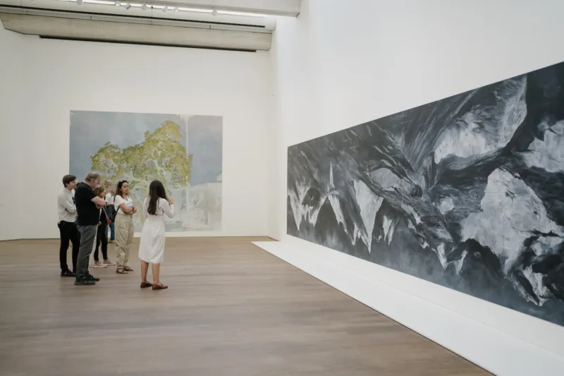 Visit of the exhibition by Tacita Dean at Mudam, 09.07.2022 – 05.02.2023 © Photo : Marion Dessard | Mudam Luxembourg
