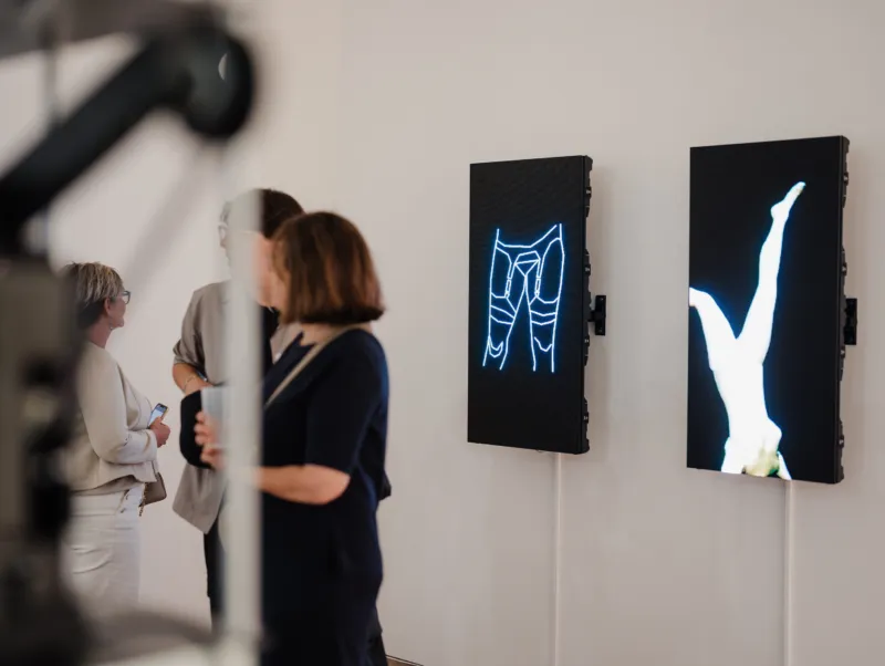 Rebecca Allen, ‘Girl Lifts Skirt’, 1974, 11 sec + ‘Swimmer’, 1981, 6 sec. Videos, colour, silent. Courtesy of the artist. View of the exhibition ‘Radical Software: Women, Art & Computing 1960–1991’, Mudam Luxembourg. Photo: Marion Dessard © Mudam Luxembourg