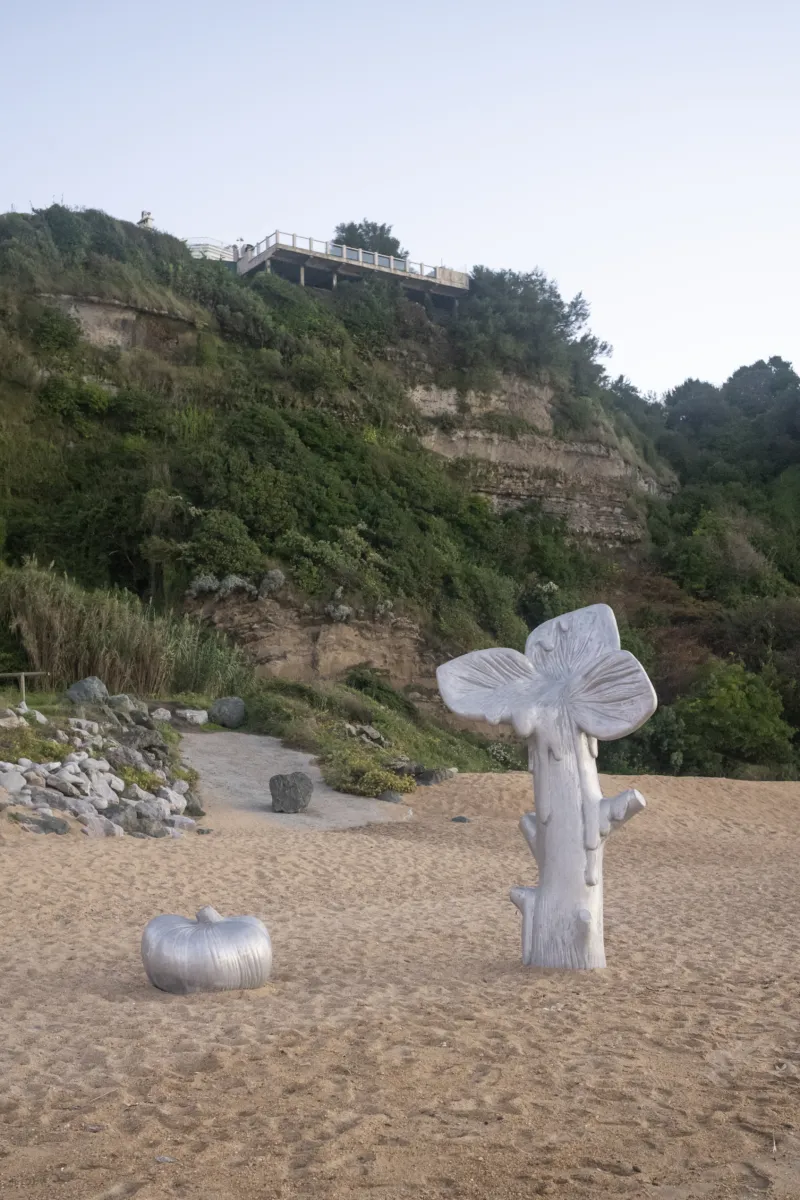 L’IMMORTELLE. MARTINE FEIPEL & JEAN BECHAMEIL. BIENNALE D’ANGLET 2021, L’ECUME DES VIVANTS. COMMISSAIRE : LAURANNE GERMOND