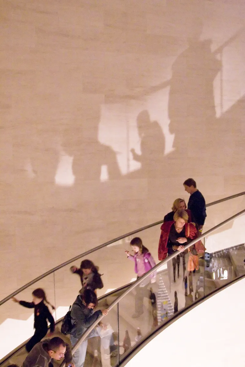 Visite en famille au Mudam.
